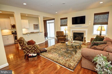 1002 Thorndale Dr, Lansdale, PA 19446 - photo 4