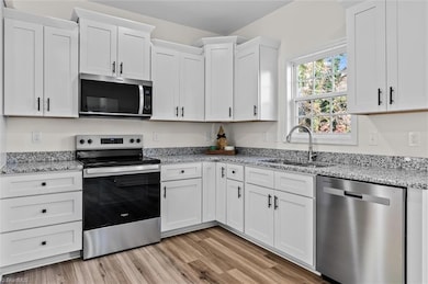 402 N Ward Ave, High Point, NC 27262 - photo 3