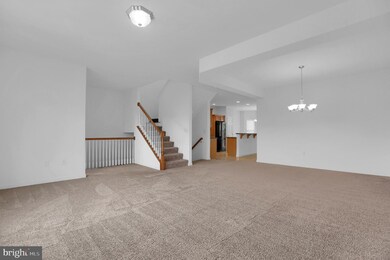 28 Dougherty Dr, Lemoyne, PA 17043 - photo 4