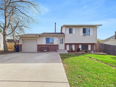 1740 S Ouray Ct, Aurora, CO 80017 - photo 2