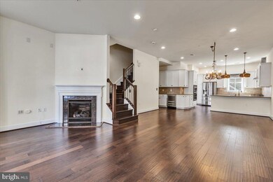 2214 Main Line Blvd, Alexandria, VA 22301 - photo 4