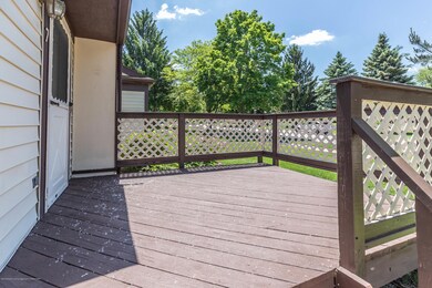 Deck/Front Entry