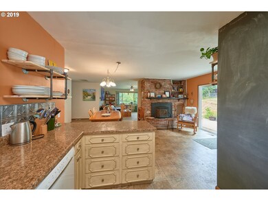 255 Oak Villa Rd, Dallas, OR 97338 - photo 4