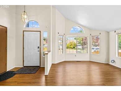 954 S 44th St, Springfield, OR 97478 - photo 4