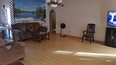GREAT ROOM 1