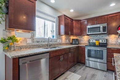 46 Elsie Ave, Billerica, MA 01821 - photo 5