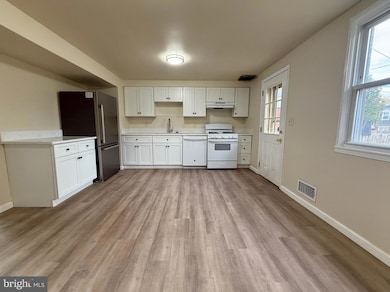 2008 Ewald Ave, Dundalk, MD 21222 - photo 3