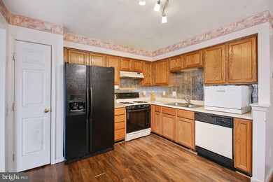 4065 Jasper Loop, Dumfries, VA 22025 - photo 4