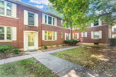 1506 S Race St unit 1, Urbana, IL 61801 - photo 2