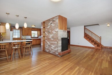 215 Langen Rd, Lancaster, MA 01523 - photo 3