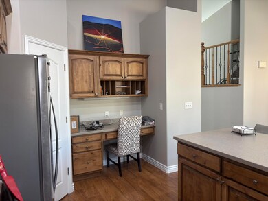 Built in desk area in kitchen