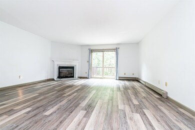 4 Walnut Cir, Merrimack, NH 03054 - photo 2