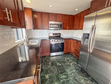 665 W 24th St unit 208, San Pedro, CA 90731 - photo 6