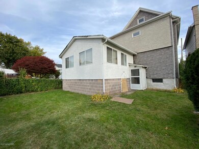 1026 Farber Ct, Scranton, PA 18510 - photo 4