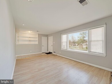 11319 Newport Mill Rd, Silver Spring, MD 20902 - photo 5