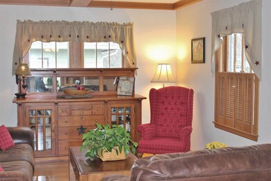 1928 Franklin St, Cedar Falls, IA 50613 - photo 7