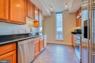 717 President St, Baltimore, MD 21202 - photo 7