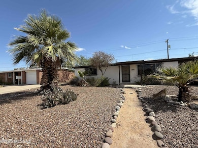 4832 E 24th St, Tucson, AZ 85711 - photo 3