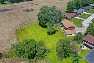 17 Rosewood Dr, Maryville, IL 62062 - photo 5