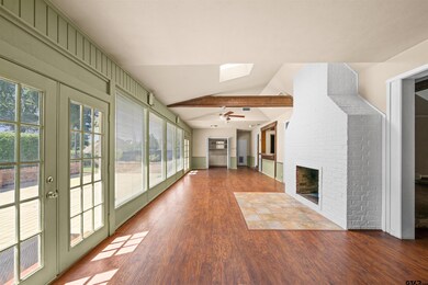 5213 Cloverdale Dr, Tyler, TX 75703 - photo 5