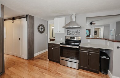 77 Whitney St, Nashua, NH 03064 - photo 4