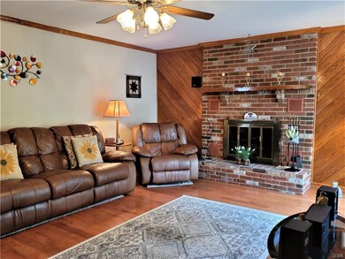 1919 Belleview Dr, Whitehall, PA 18052 - photo 7