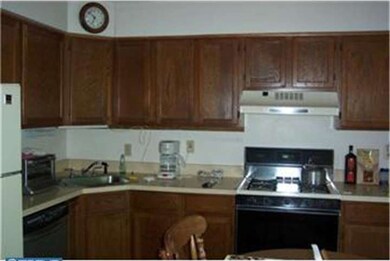 4 Beacon Ct, Trenton, NJ 08691 - photo 5