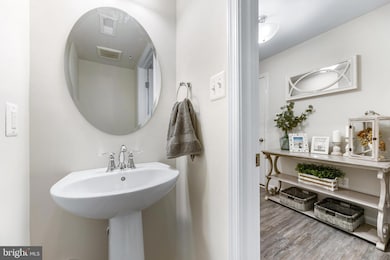 5 Gates Park Ct, Baltimore, MD 21227 - photo 4