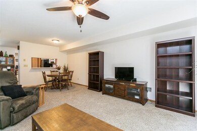 1495 Daleview Dr unit 2, Marion, IA 52302 - photo 7