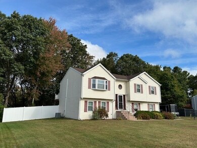 48 Eagle Dr, Dudley, MA 01571 - photo 4