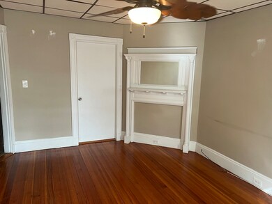 574 E 3rd St unit 1, Boston, MA 02127 - photo 4
