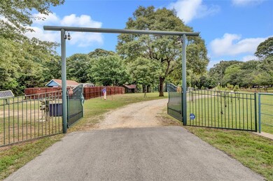 15841 County Road 285, Tyler, TX 75707 - photo 3