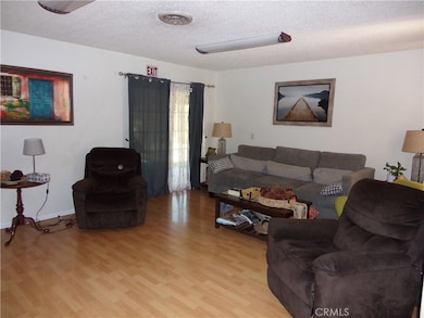 457 W 13th St, Upland, CA 91786 - photo 4