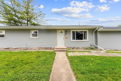 152 Reed St, Nappanee, IN 46550 - photo 2