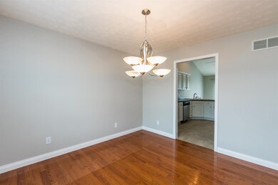 409 Donovan Cir, Harrodsburg, KY 40330 - photo 6