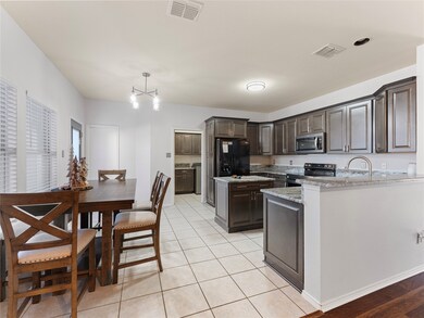 203 Stampede St, Waxahachie, TX 75165 - photo 6