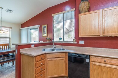 6) KITCHEN