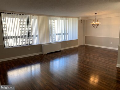 Skyline Plaza unit 1417S, Baileys Crossroads, VA 22041 - photo 6