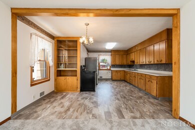 1818 E Ave D-7