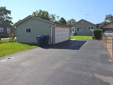 1721 Salem Ave, Waukegan, IL 60085 - photo 4