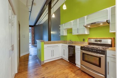 Emerson Mills unit 315, Pembroke, NH 03275 - photo 2