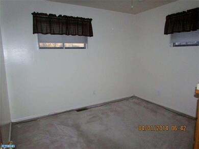 299 Columbus Dr, Mantua, NJ 08051 - photo 3