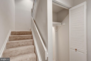 7553 Weather Worn Way unit E, Columbia, MD 21046 - photo 4