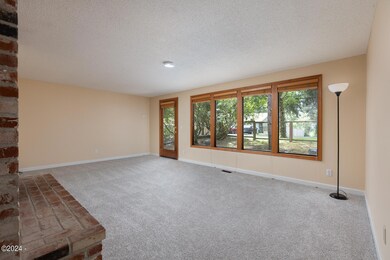 213NE56th-02