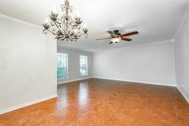 10307 Briar Forest Dr unit 34, Houston, TX 77042 - photo 5
