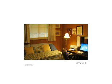 Den/3rd bedroom