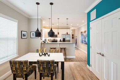 1025 Simonton St -8