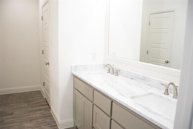 107 Clover Cir, Weatherford, TX 76086 - photo 5