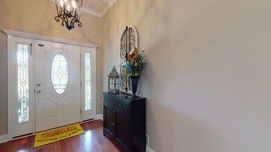 Foyer Out