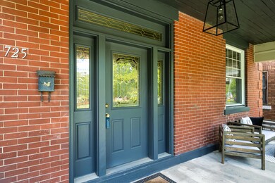 725 Wilson Ave_MLS_06